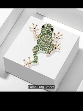 Green Crystal Frog Brooch - Sparkling Rhinestone Pin
